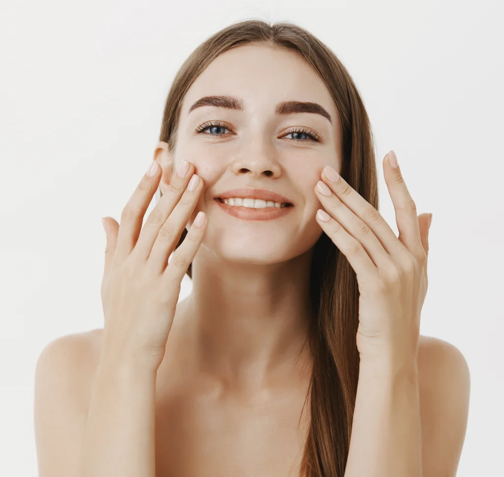 Cuidado facial realizado no Studio Dani Amaral em Cidade Nova BH