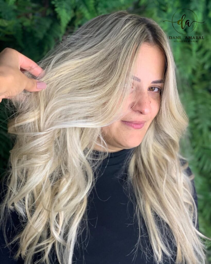Coloração e mechas – Studio Dani Amaral, Cidade Nova, Belo Horizonte - MG – foto 20