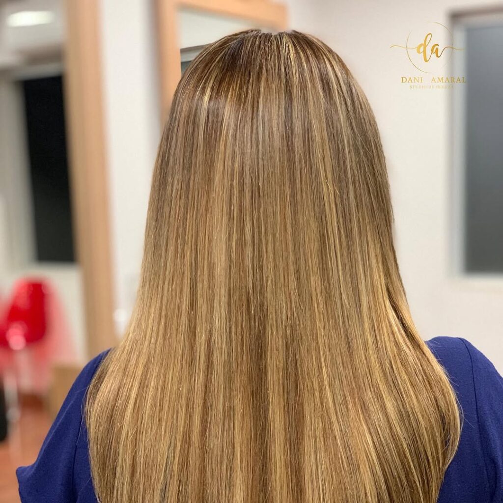 Coloração e mechas – Studio Dani Amaral, Cidade Nova, Belo Horizonte - MG – foto 30
