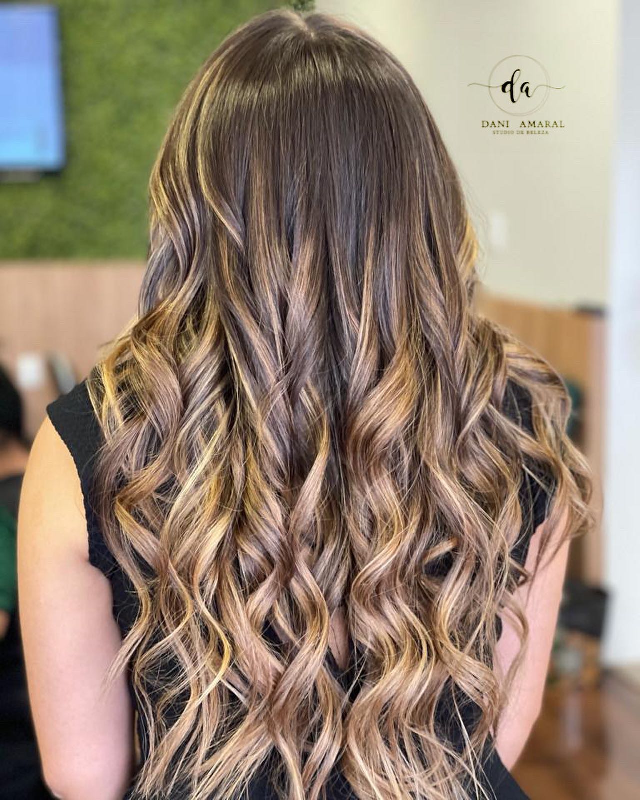 Mechas em Cidade Nova BH | Studio Dani Amaral Mechas em Cidade Nova BH | Studio Dani Amaral
